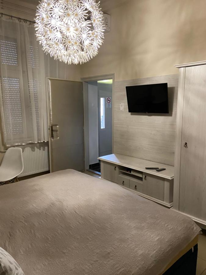 Senorita Apartment Mişcolţ Exterior foto