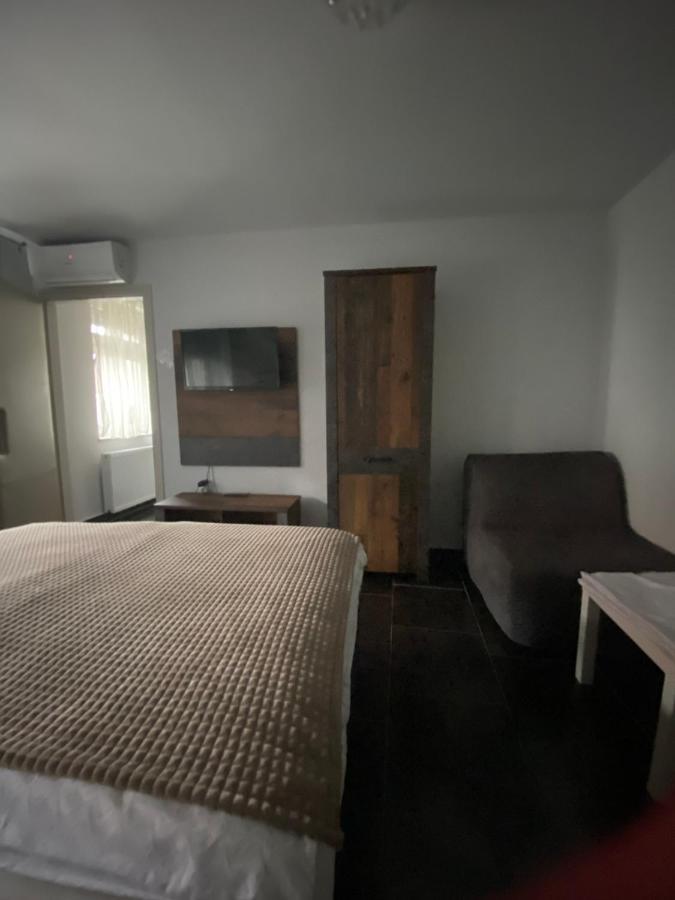Senorita Apartment Mişcolţ Exterior foto
